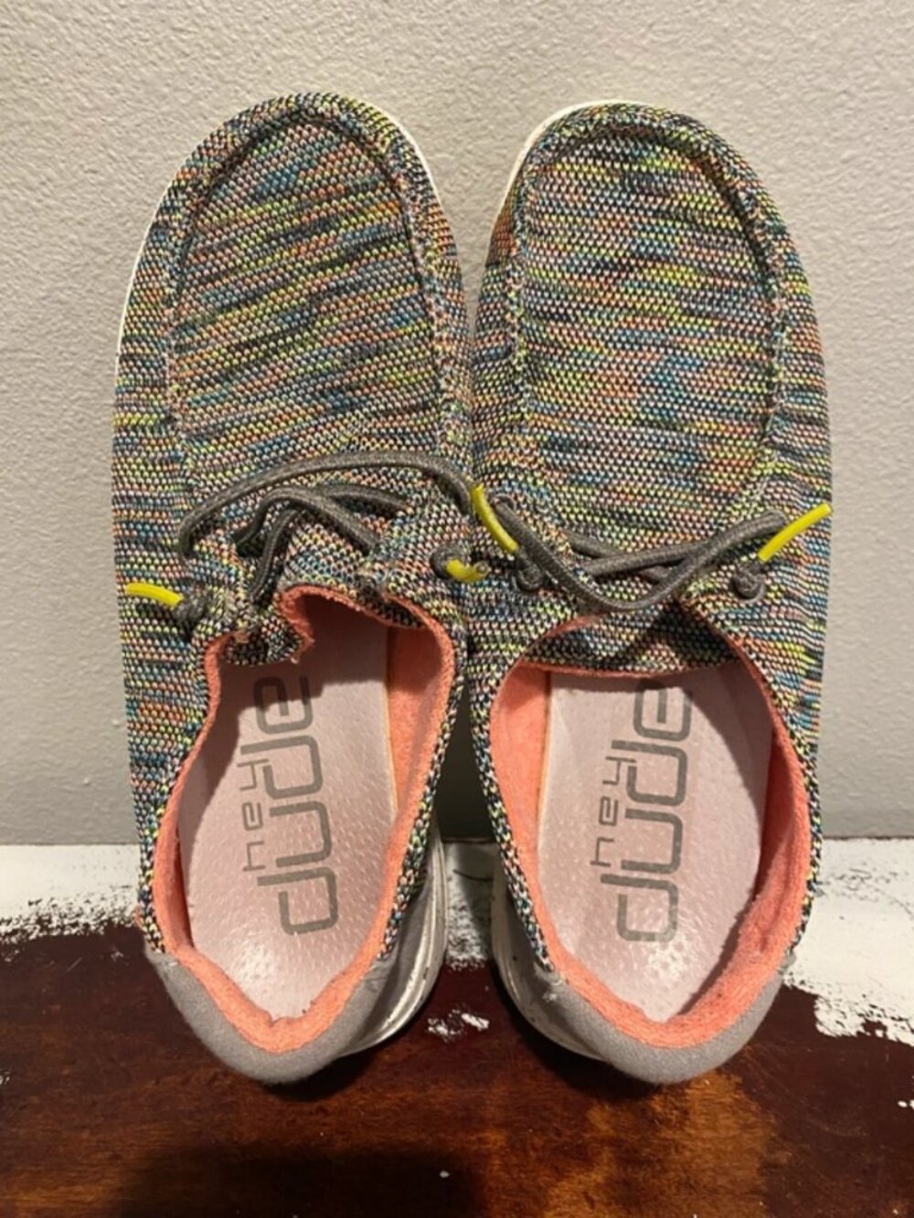 Women Hey Dudes size 6